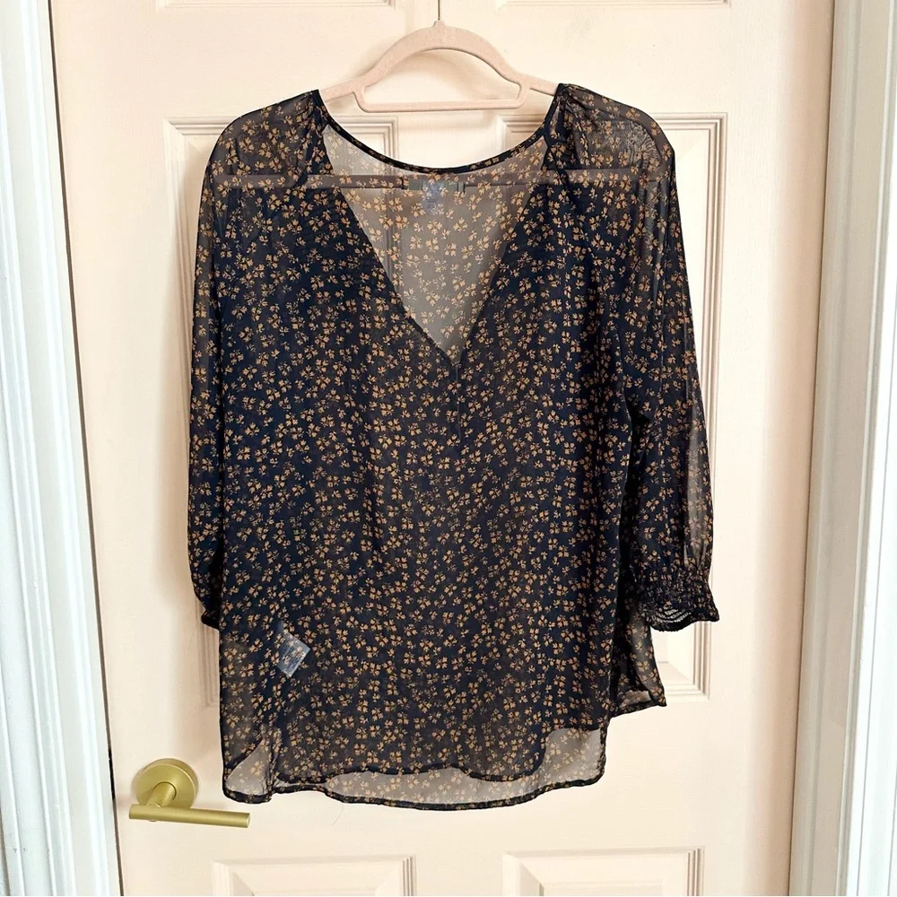 Semi sheer floral canyon river blues top - Picture 4 of 4
